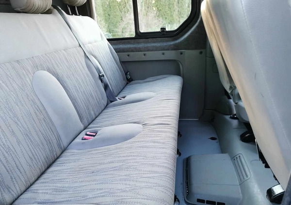 Renault Trafic cena 27900 przebieg: 370000, rok produkcji 2010 z Bełchatów małe 79